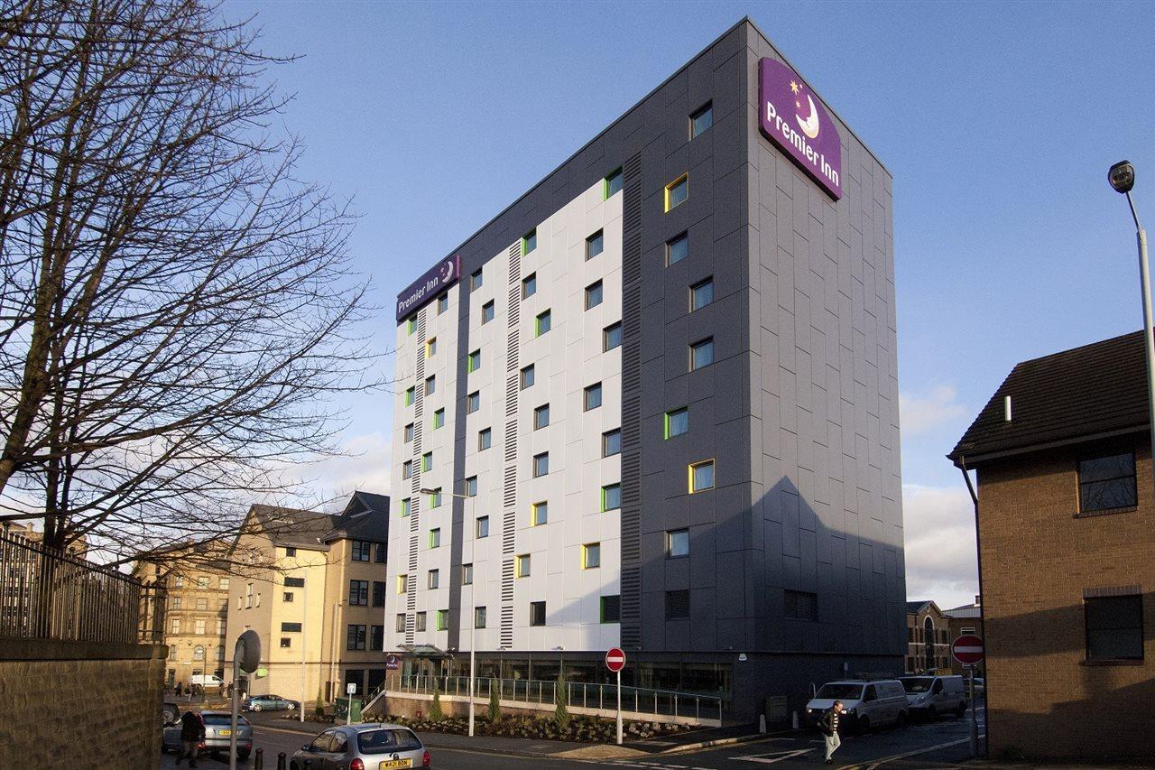 Premier Inn Bradford Central ภายนอก รูปภาพ