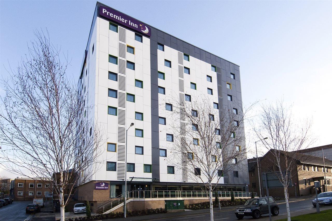 Premier Inn Bradford Central ภายนอก รูปภาพ